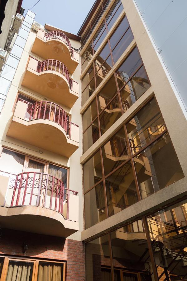 Begi Hotel Tbilisi Luaran gambar