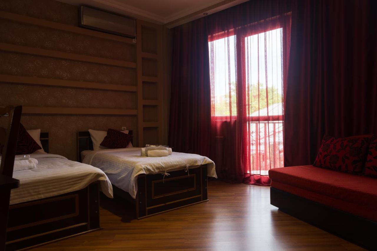 Begi Hotel Tbilisi Luaran gambar